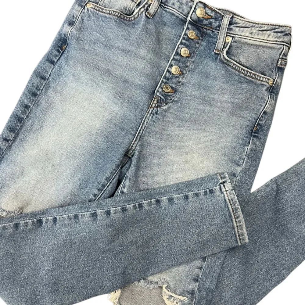 Forever 21 High-Rise distressed Skinny jeans Size 28 - Picture 14 of 14
